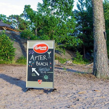 Vita Grindarna / Djuroe Havsbad Vila Djurhamn Exterior foto