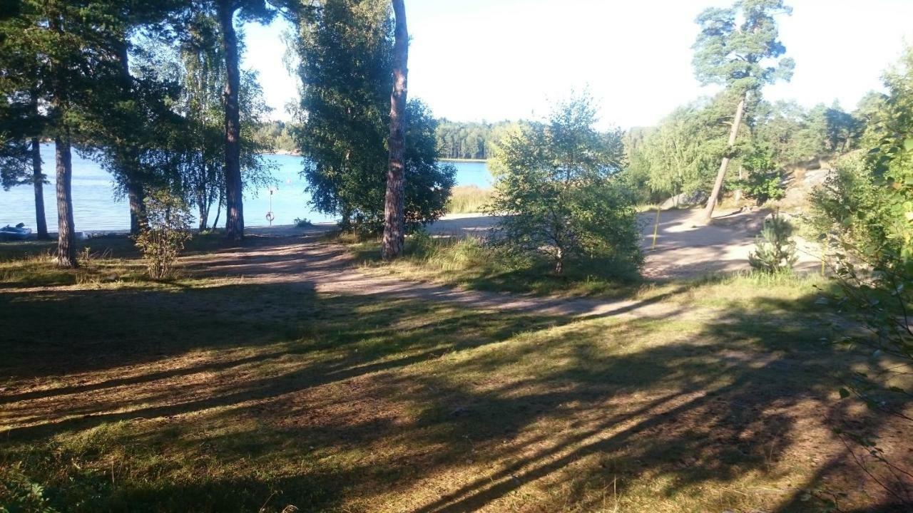 Vita Grindarna / Djuroe Havsbad Vila Djurhamn Exterior foto